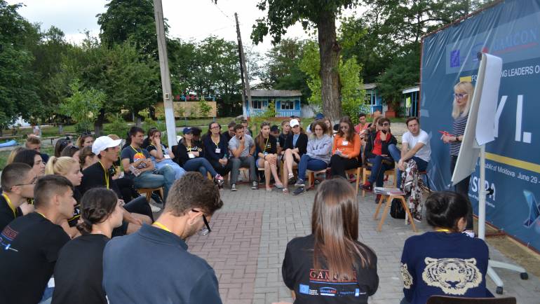 Форум Молодых Лидеров Молдовы (#FYLM): ДЕНЬ 2